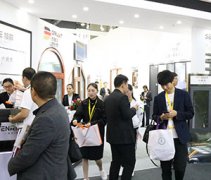 18年廣州全國鋁門窗幕墻新產品博